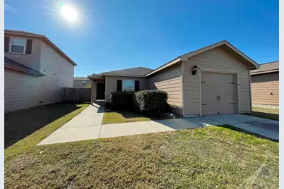 113 Robertson Lane, Jarrell, TX 76537 - Photo 2
