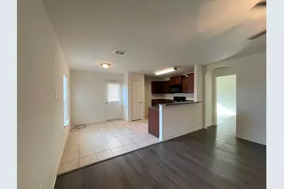 113 Robertson Lane, Jarrell, TX 76537 - Photo 8