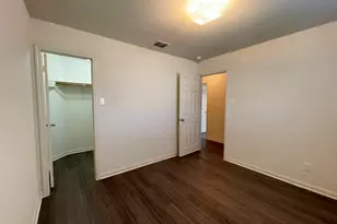 113 Robertson Ln, Jarrell, TX 76537 - Photo 32