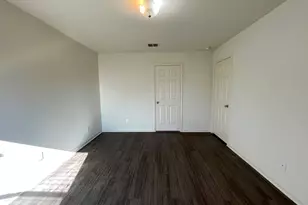 113 Robertson Ln, Jarrell, TX 76537 - Photo 16