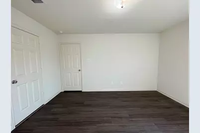 113 Robertson Lane, Jarrell, TX 76537 - Photo 18