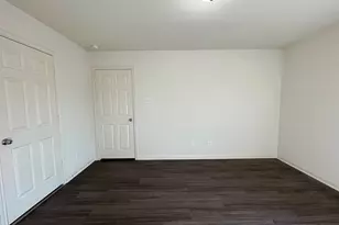 113 Robertson Ln, Jarrell, TX 76537 - Photo 18