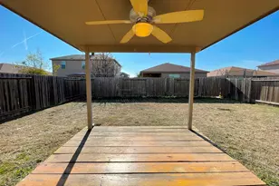 113 Robertson Ln, Jarrell, TX 76537 - Photo 36