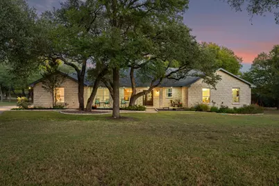 109 Ridge View Drive, Georgetown, TX 78628 - Photo 4