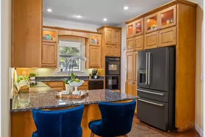 109 Ridge View Drive, Georgetown, TX 78628 - Photo 14