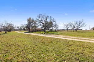 950 S Fm 486, Thorndale, TX 76577 - Photo 20