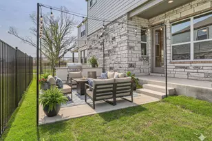 1531 N Red Bud Ln, Round Rock, TX 78665 - Photo 12