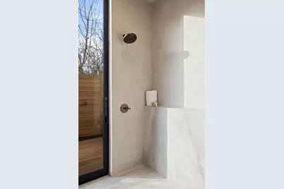 910 W Johanna Street, Austin, TX 78704 - Photo 16