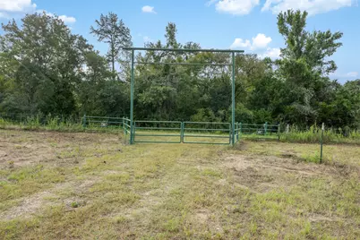2997 County Road 258, Cameron, TX 76520 - Photo 22