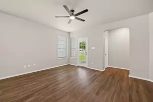 1016 Danish Cove, Hutto, TX 78634 - Photo 8