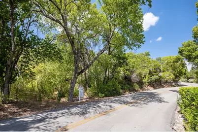 103 Yaupon Valley Road, Austin, TX 78746 - Photo 2