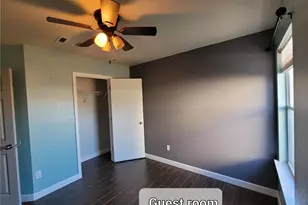 204 Phillips St, Hutto, TX 78634 - Photo 12