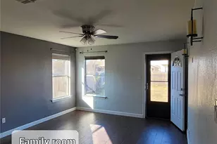 204 Phillips St, Hutto, TX 78634 - Photo 2