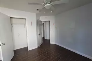 204 Phillips St, Hutto, TX 78634 - Photo 12