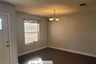 204 Phillips St, Hutto, TX 78634 - Photo 4