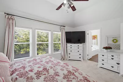 306 Thunderbay Drive, Georgetown, TX 78626 - Photo 20