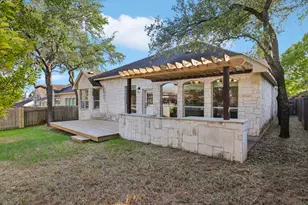 1017 Horseback Hollow, Austin, TX 78732 - Photo 20