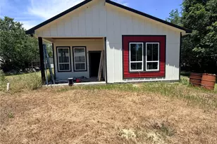 2030 Ash St, San Marcos, TX 78666 - Photo 4