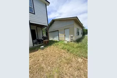 2030 Ash Street, San Marcos, TX 78666 - Photo 8