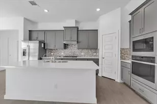 12620 Penguin Path, Manor, TX 78653 - Photo 14