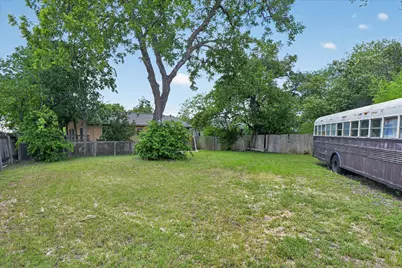 5701 Link Avenue, Austin, TX 78752 - Photo 12