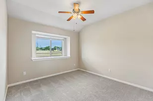 100 S Buckboard St, Liberty Hill, TX 78642 - Photo 34