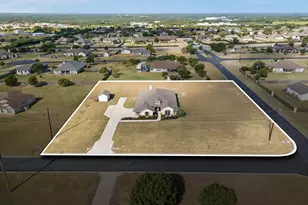 100 S Buckboard St, Liberty Hill, TX 78642 - Photo 38