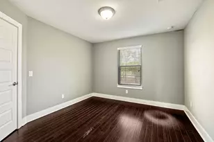 7302 Bennett Ave, Austin, TX 78752 - Photo 12