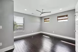 7302 Bennett Ave, Austin, TX 78752 - Photo 16