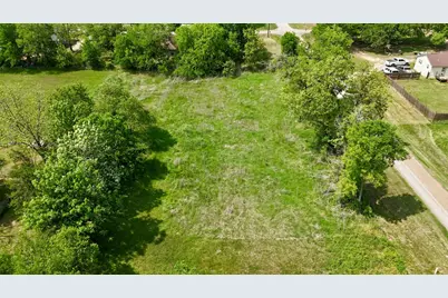 749 Caldwell Street, Lexington, TX 78947 - Photo 8