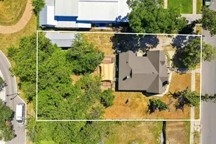 210 E Cedar St, Seguin, TX 78155 - Photo 30