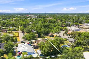 210 E Cedar St, Seguin, TX 78155 - Photo 28