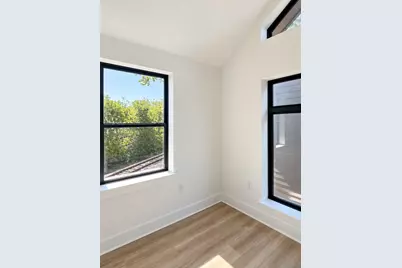 605 E 55th Street #5, Austin, TX 78751 - Photo 14