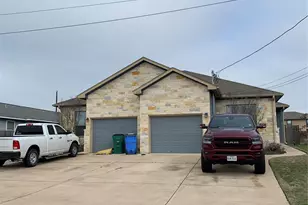 106 Pahala Ct, Bastrop, TX 78602 - Photo 1