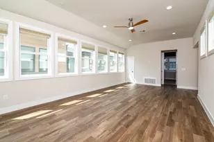 4202 Wayfarer Wy, Austin, TX 78731 - Photo 16