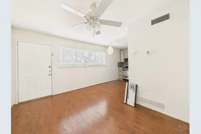 803 W 28th Street #202, Austin, TX 78705 - Photo 10