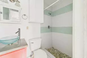 803 W 28th St, Austin, TX 78705 - Photo 18