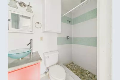 803 W 28th Street #202, Austin, TX 78705 - Photo 18