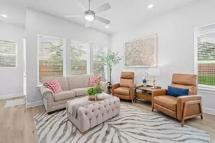 144 Monterey Oak Trl, Georgetown, TX 78628 - Photo 4