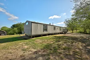 212 Greenfield Rd, Kyle, TX 78640 - Photo 22