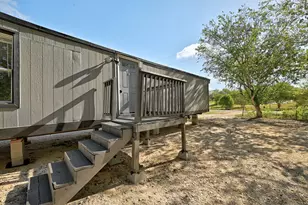 212 Greenfield Rd, Kyle, TX 78640 - Photo 24
