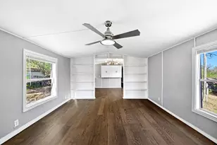 212 Greenfield Rd, Kyle, TX 78640 - Photo 4