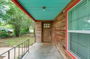 1407 Leona St, Austin, TX 78702 - Photo 4