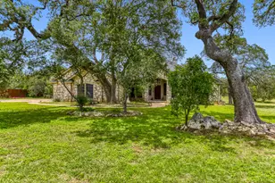 330 Humphrey Dr, Buda, TX 78610 - Photo 2