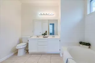 1021 Black Locust Drive West, Pflugerville, TX 78660 - Photo 10