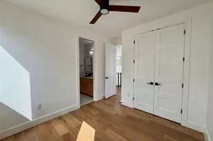 2919 E 13th St, Austin, TX 78702 - Photo 30