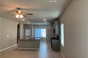 214 Bent Creek Dr, Hutto, TX 78634 - Photo 2