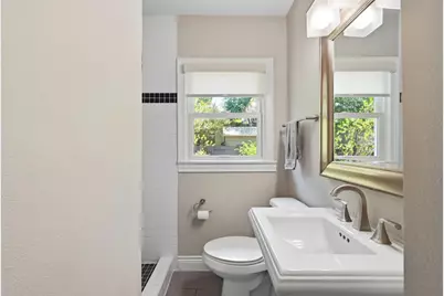 2111 W 12th Street, Austin, TX 78703 - Photo 12