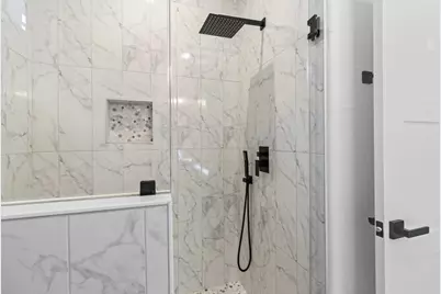 4400 Lindberg Lane, Lago Vista, TX 78645 - Photo 32