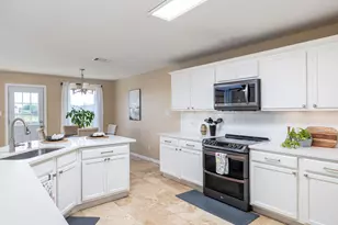 235 Herrera Trail, Hutto, TX 78634 - Photo 6